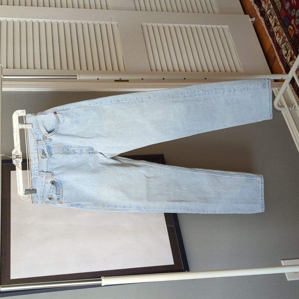 VTG 90s Levi's 501s. Size 27-28.